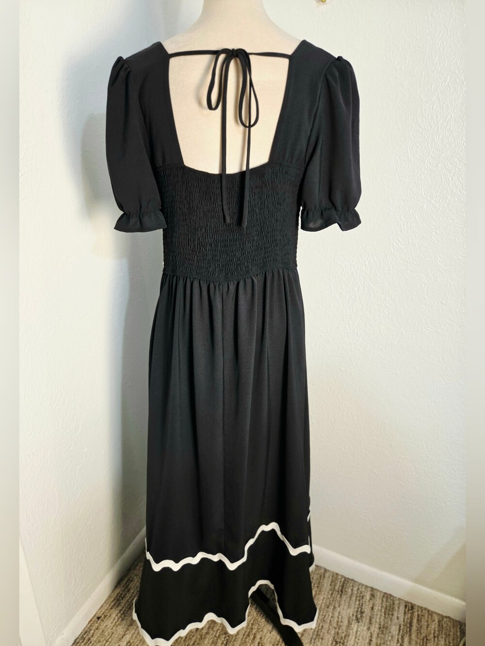 BTFBM Black Maxi Dress with White Scalloped Trim, Tie Across Upper Back Sz Large - Picture 8 of 13